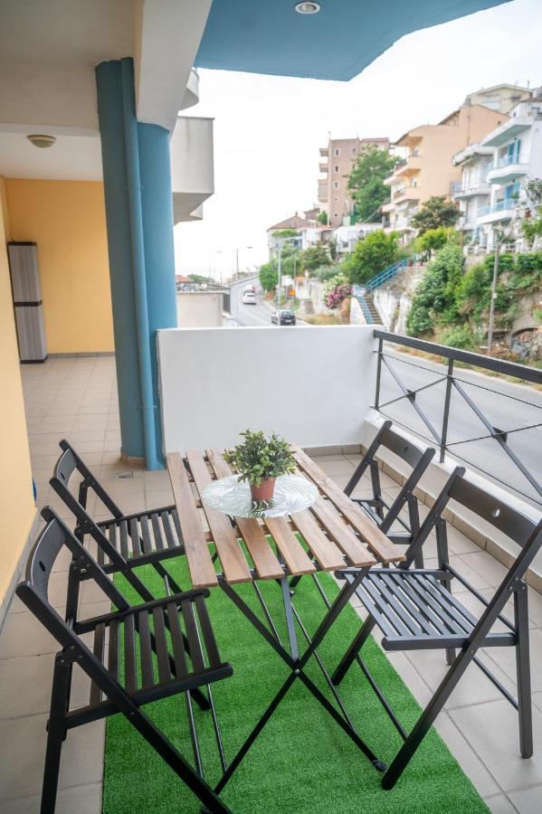 La Dns Apartment Kavála Ngoại thất bức ảnh